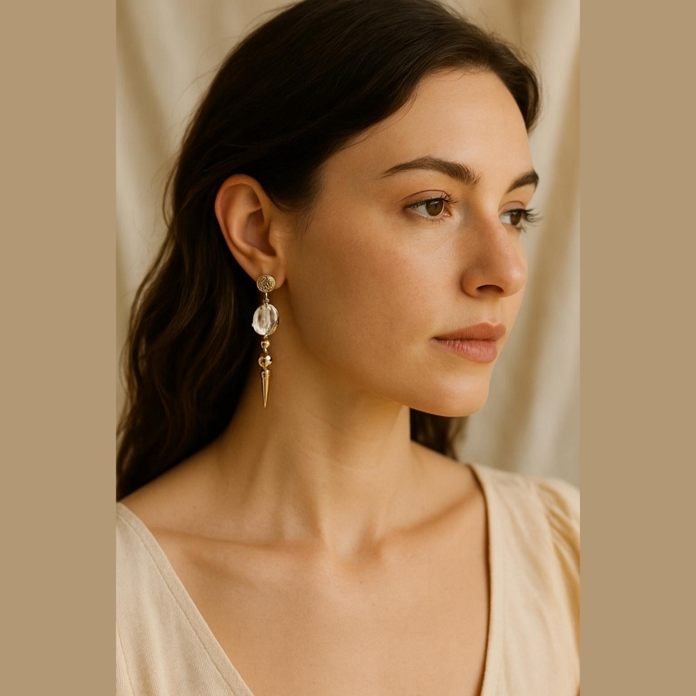 5/$25 Gold Dangle Drop earrings with clear stone Vintage